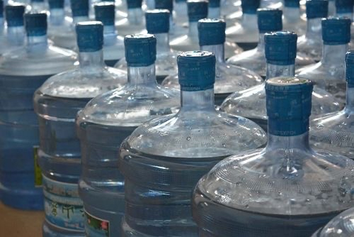 疫情再次凸显桶装水弊端，净水器成家庭健康饮水主趋势